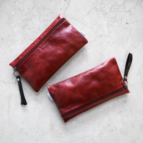 glasses & phone case - Image 39