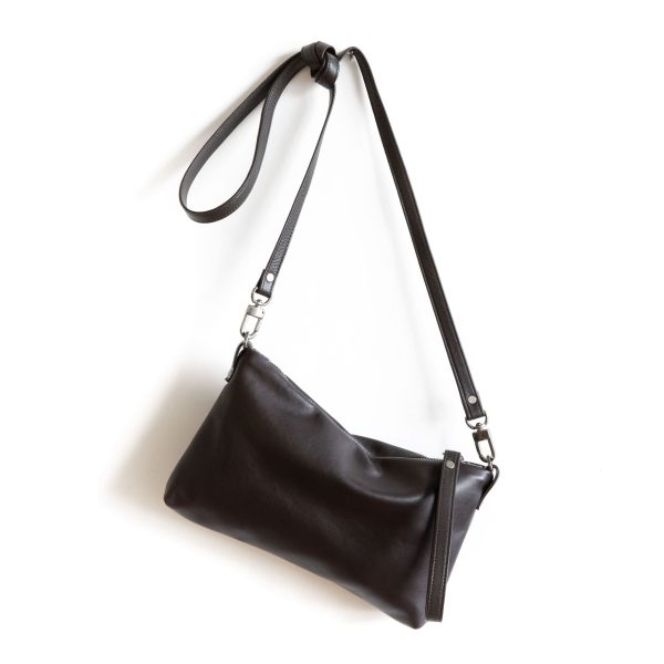 pinched bottom traveler | small - Image 64