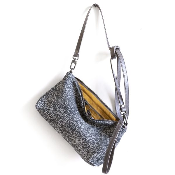 pinched bottom traveler | small - Image 54