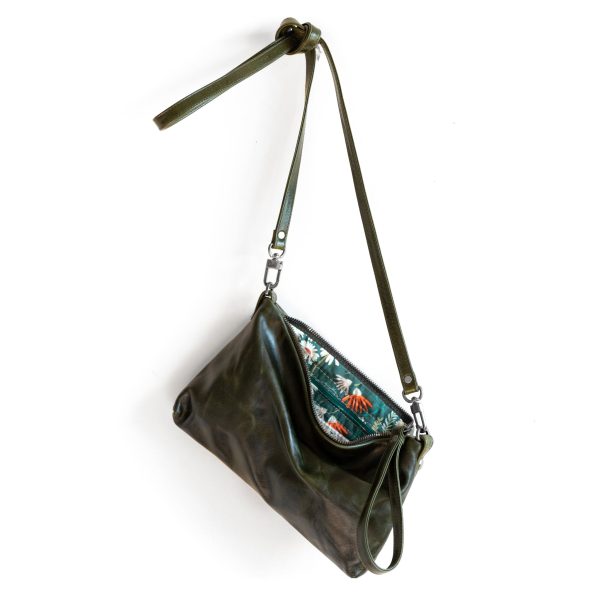 pinched bottom traveler | small - Image 67