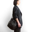 train pack | single zip | quilted pashi black + plonge black | limited