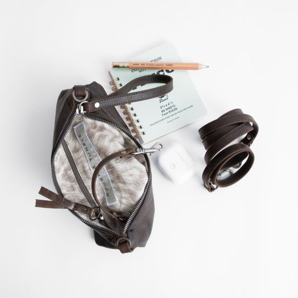 pinched bottom traveler | small - Image 24